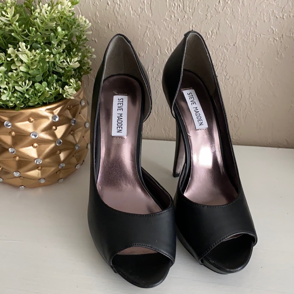 Steve Madden Black Peep Toe Heels